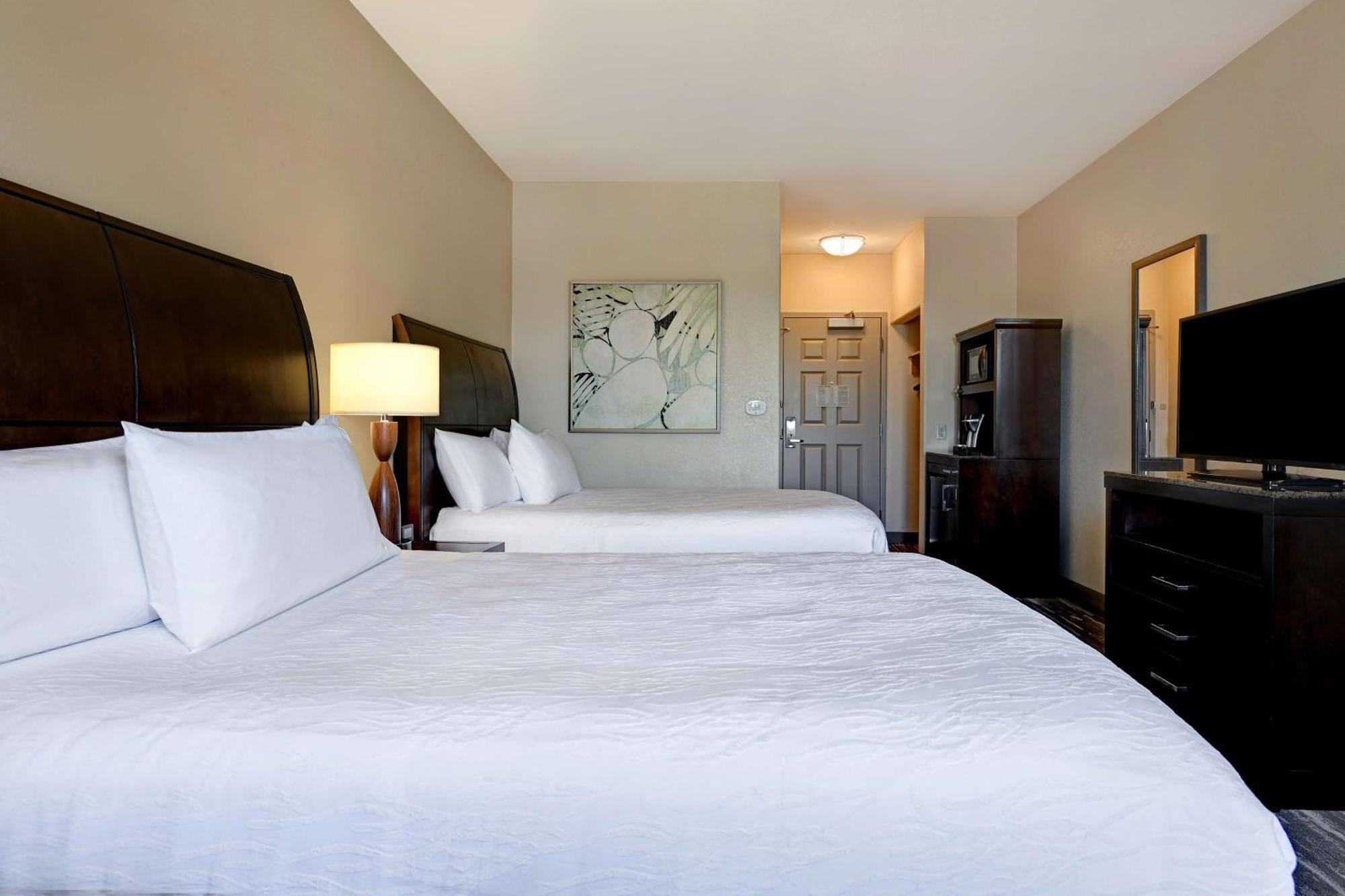 Hilton Garden Inn San Bernardino Extérieur photo