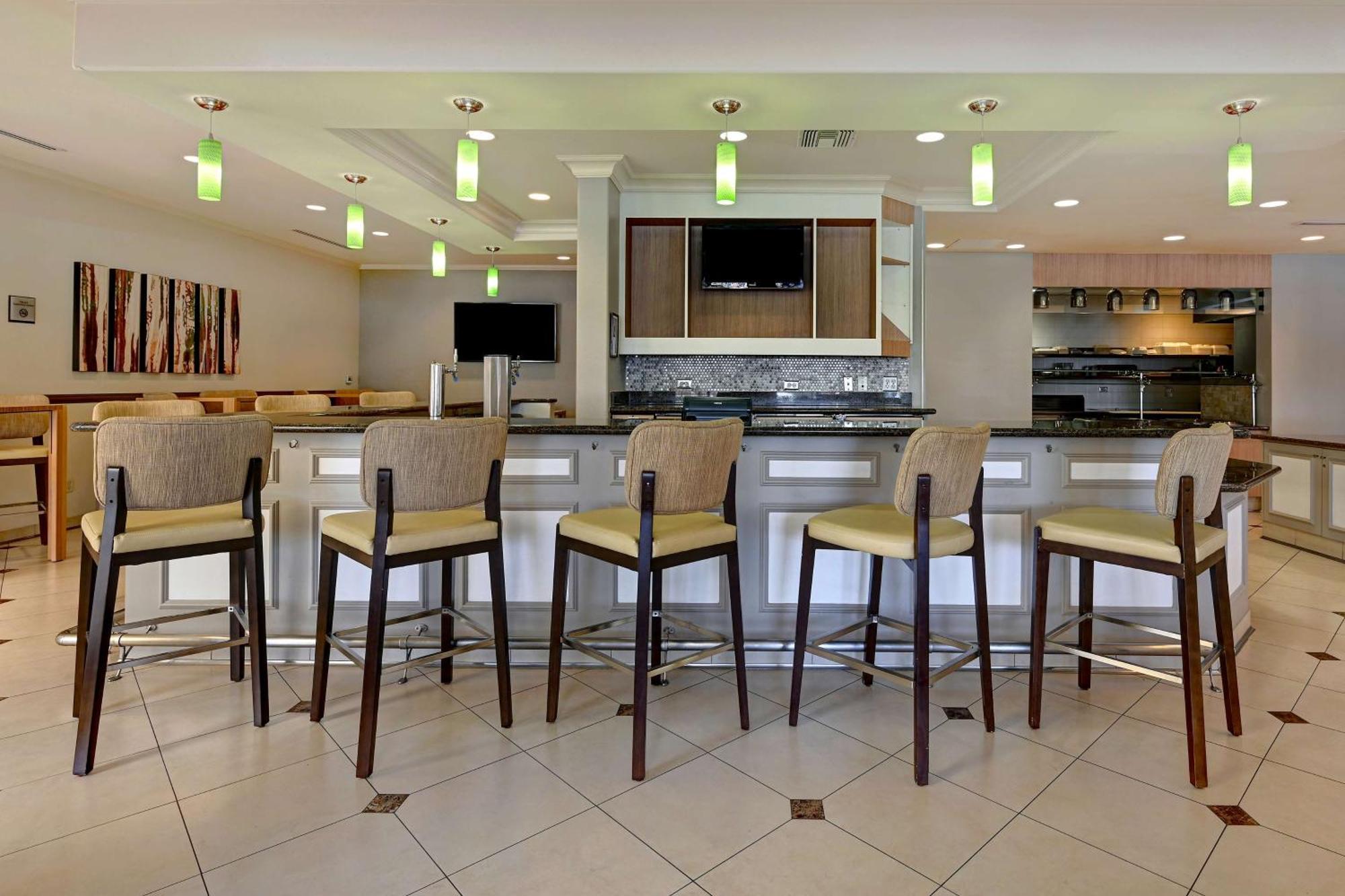 Hilton Garden Inn San Bernardino Extérieur photo