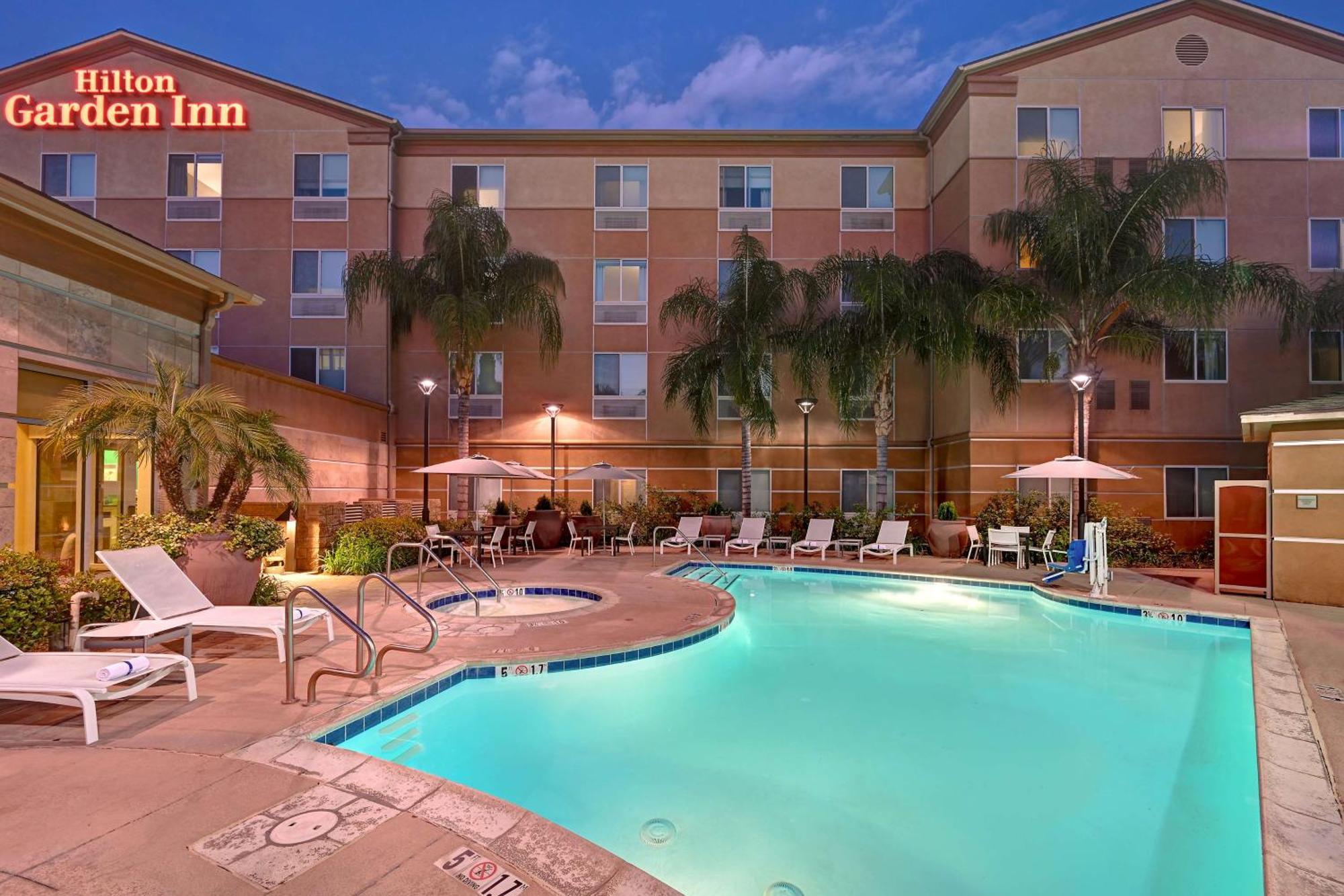 Hilton Garden Inn San Bernardino Extérieur photo